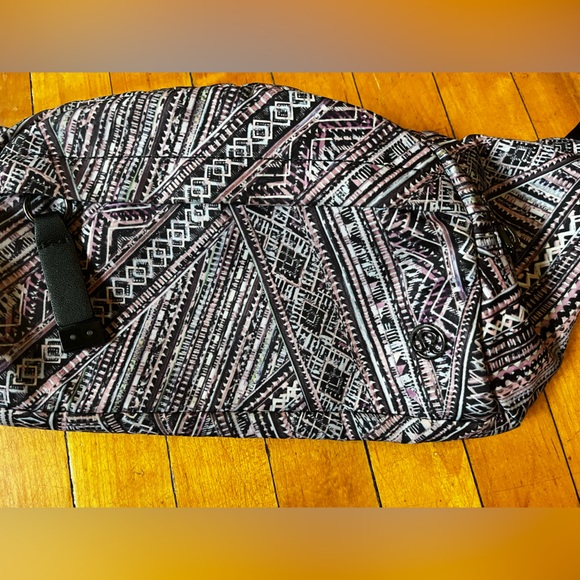 Lululemon | On The Beat Belt Bag *4.5L - Picture 8 of 13